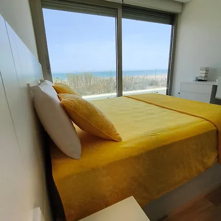Luxury Beachfront With Pool Appartamento *